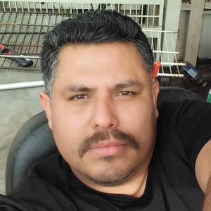 Meet your Posher, Jose